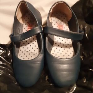 Hot Kiss Shoe**3/$10**